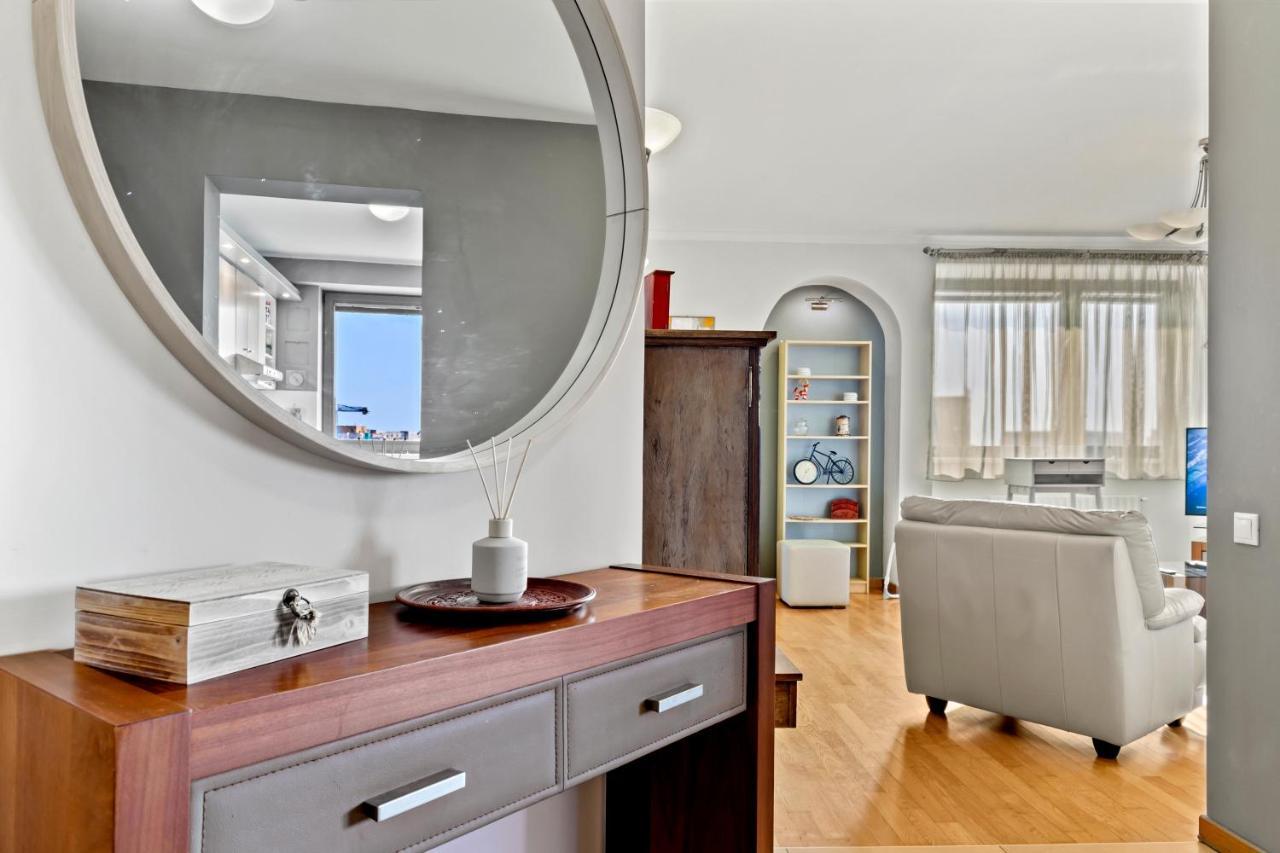 125 Sqm Family Friendly With Kids Room Bukarest Eksteriør billede