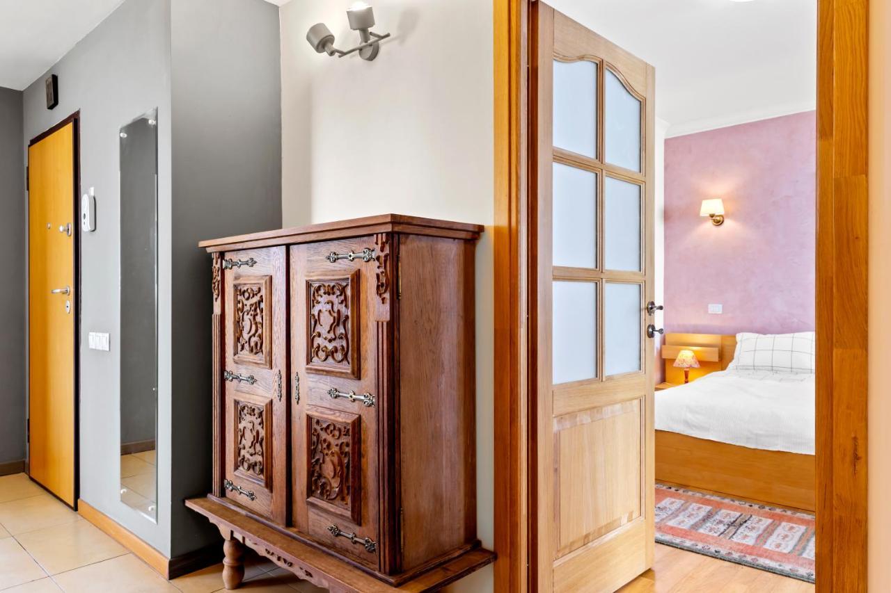 125 Sqm Family Friendly With Kids Room Bukarest Eksteriør billede