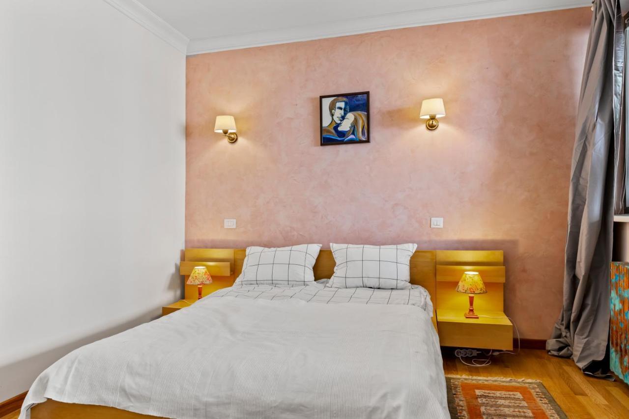 125 Sqm Family Friendly With Kids Room Bukarest Eksteriør billede