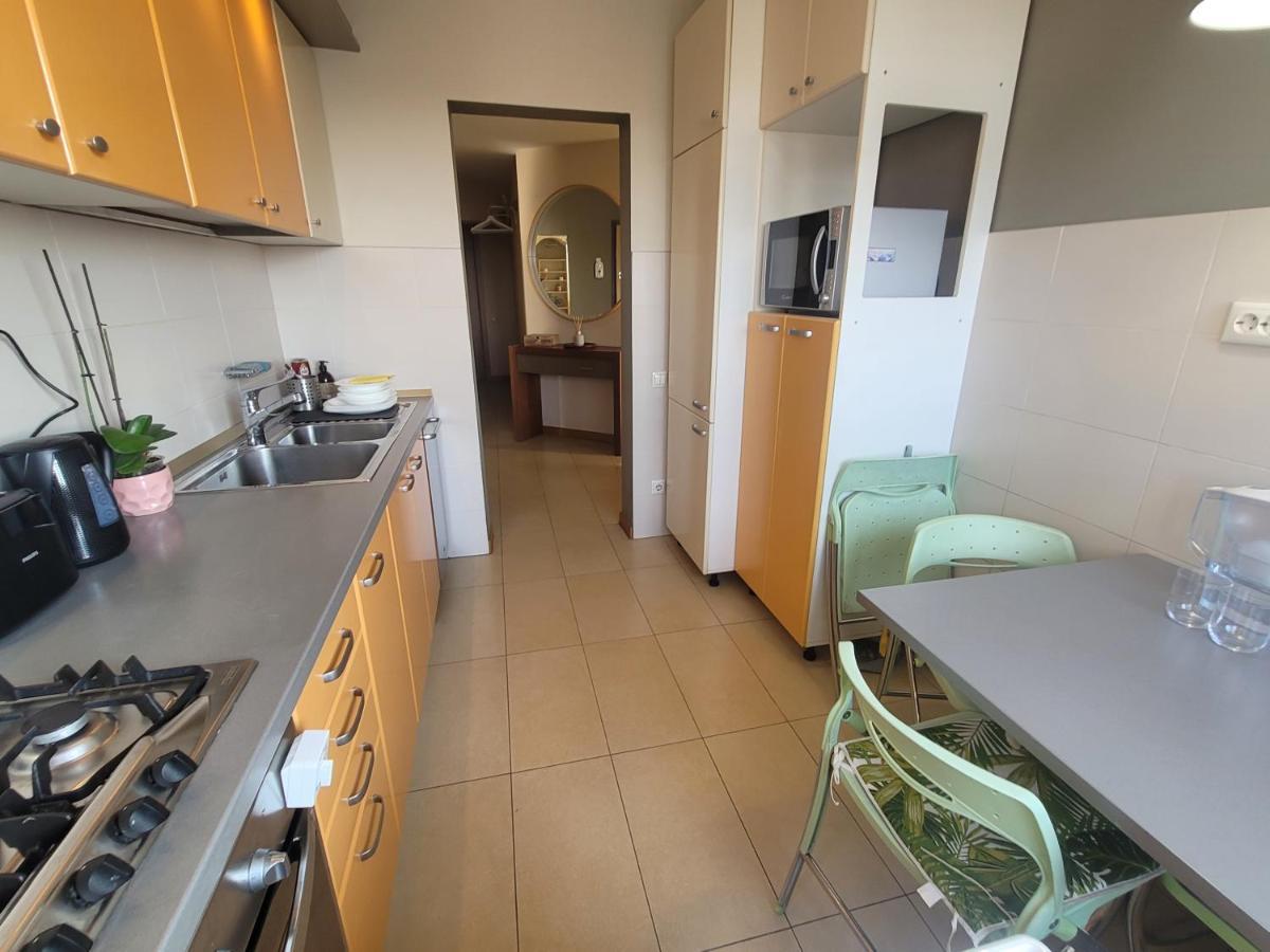 125 Sqm Family Friendly With Kids Room Bukarest Eksteriør billede